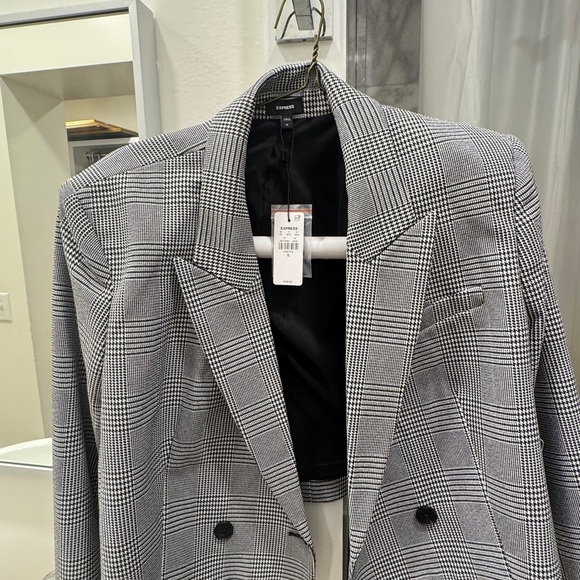 Express Jackets & Blazers - Express Cropped Plaid Woman’s Blazer – Black/White – NWT -Plus Size /XL